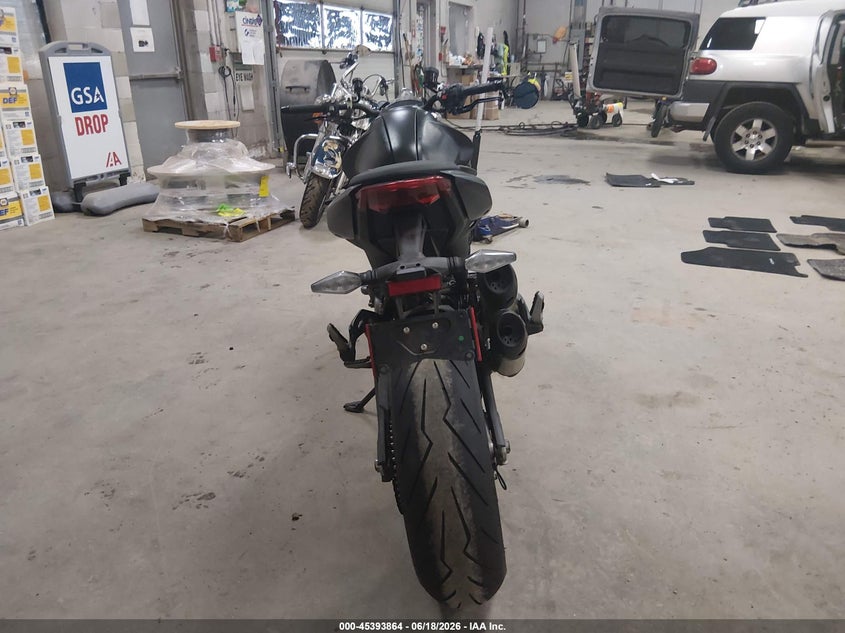 2023 DUCATI MONSTER auction photo 6