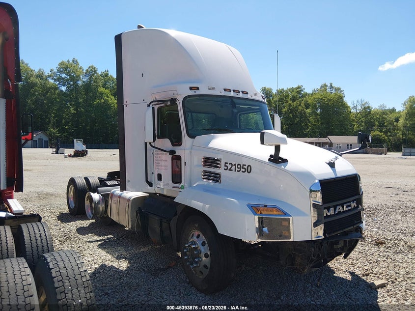 2022 MACK ANTHEM  (VIN: 1M1AN4GY5NM026814)