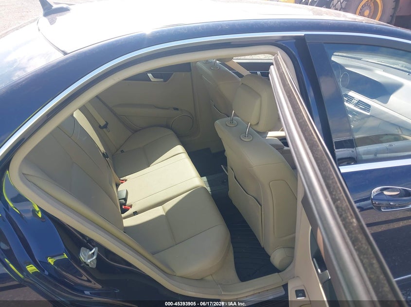 2012 MERCEDES-BENZ C 250 auction photo 8