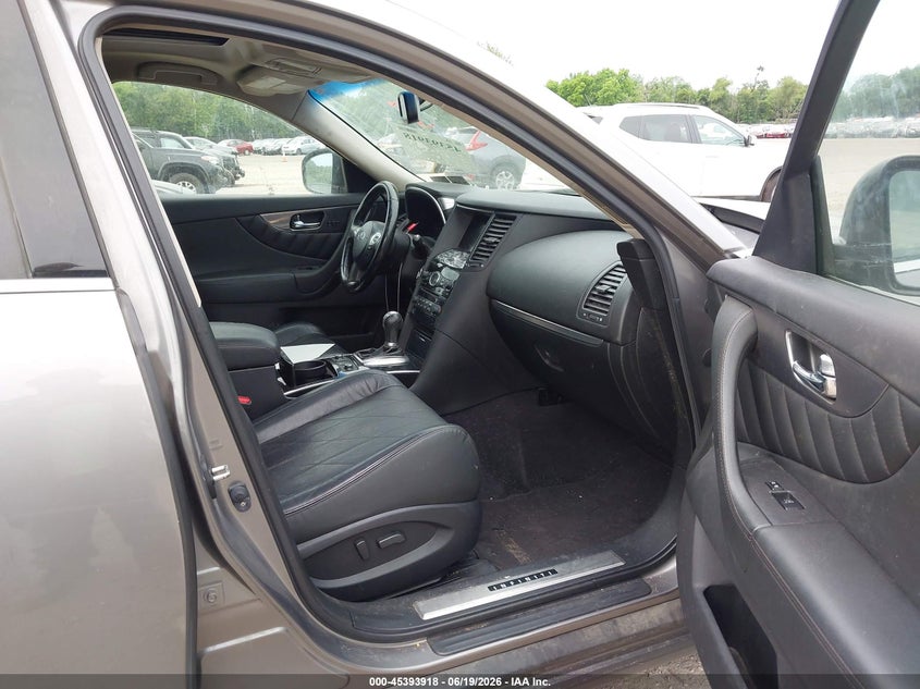 2011 INFINITI FX35 auction photo 5