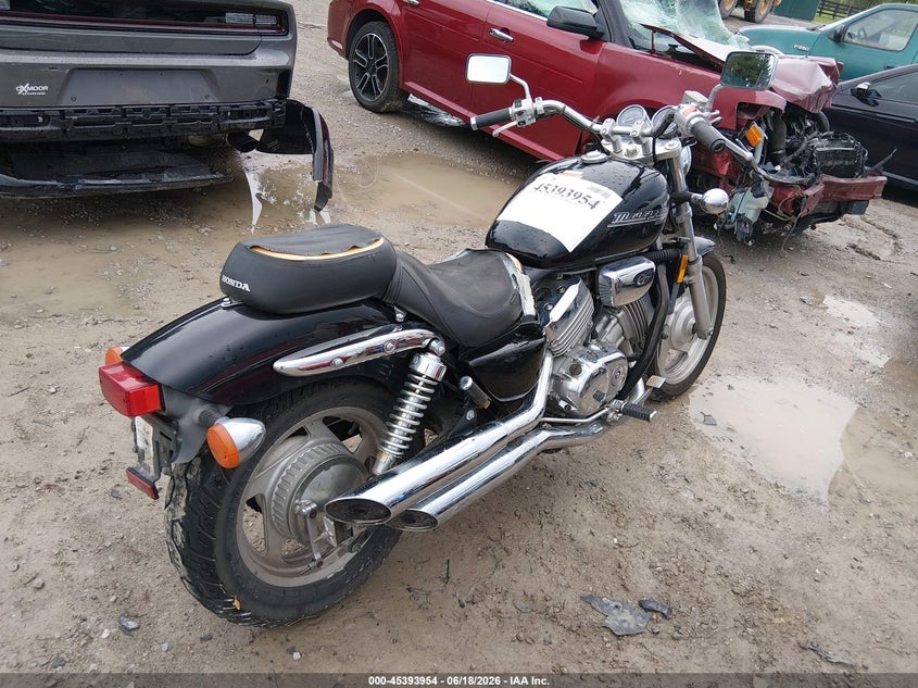 2002 HONDA VF MOTO 4