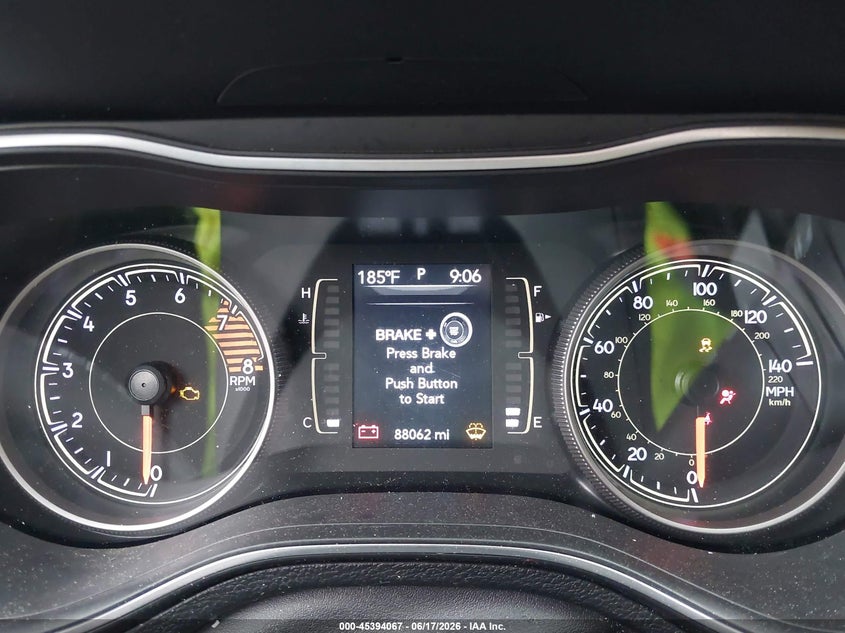 2019 Jeep Cherokee Latitude Plus 4X4 VIN: 1C4PJMLX8KD287241 Lot: 45394067