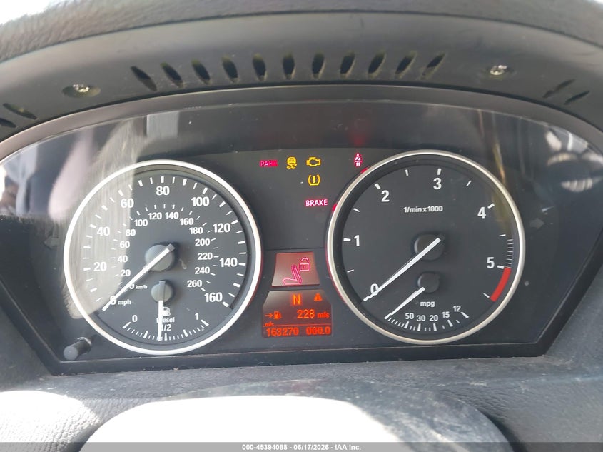 2012 BMW X5 xDrive35D VIN: 5UXZW0C56CL671767 Lot: 45394088