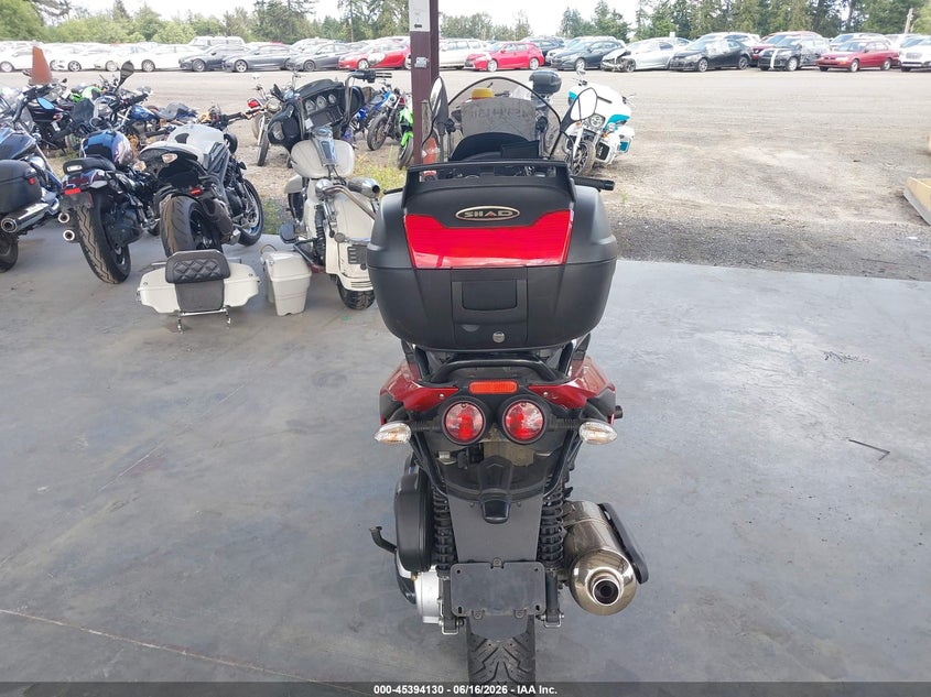 2009 PIAGGIO MP3 auction photo 6