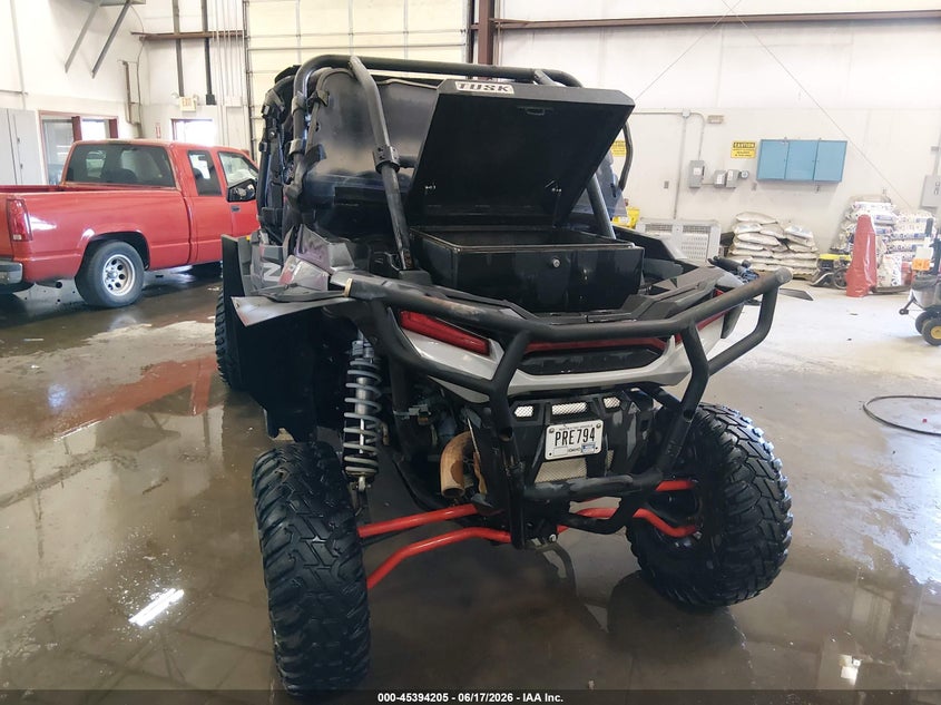 POLARIS RZR 2021