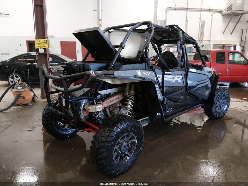 POLARIS RZR 2021