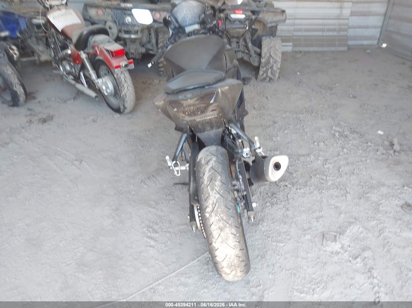 2024 Yamaha Yzfr3 A VIN: MH3RH18Y0RK014645 Lot: 45394211