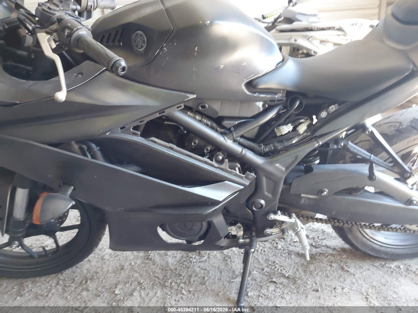 2024 Yamaha Yzfr3 A VIN: MH3RH18Y0RK014645 Lot: 45394211