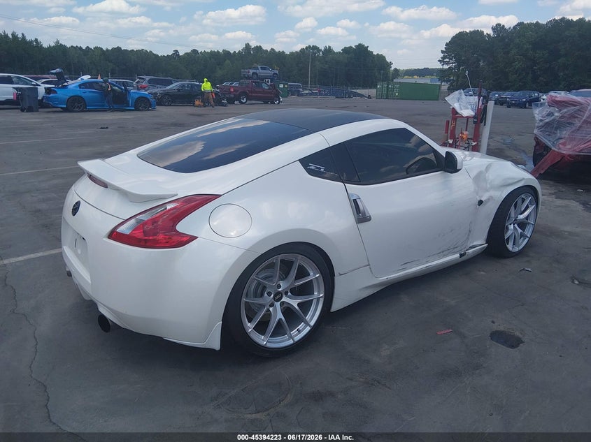 Vin: jn1az4eh1bm553870, lot: 45892226, nissan 370z 20114