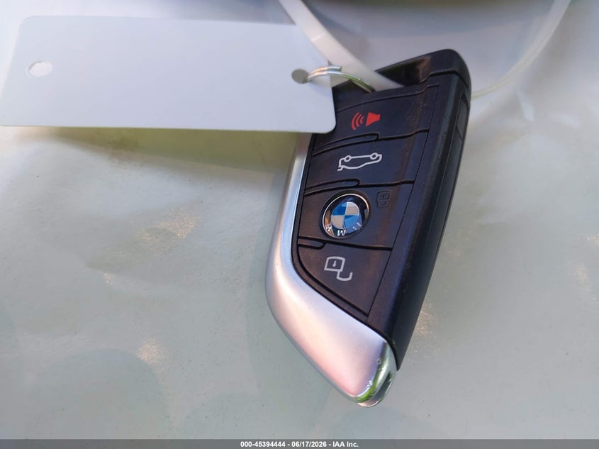 2021 BMW 330I XDRIVE — Photo 11