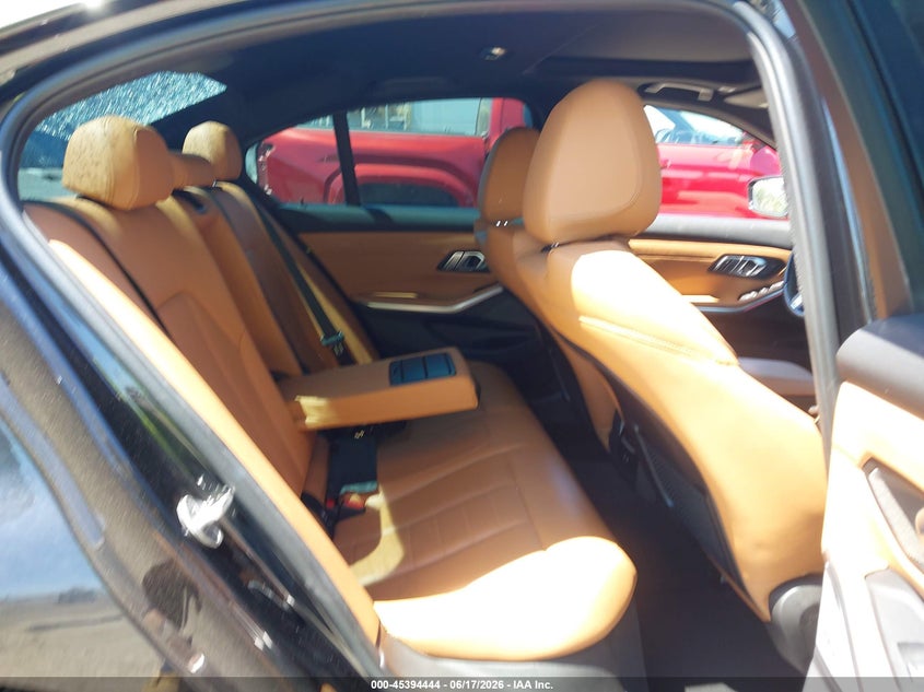 2021 BMW 330I XDRIVE — Photo 8
