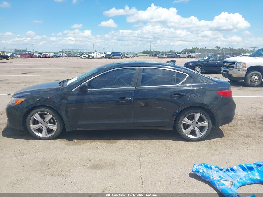 2013 Acura Ilx 2.4L VIN: 19VDE2E58DE000661 Lot: 45394445