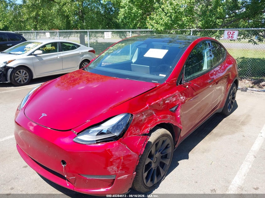 Фото 2 - TESLA MODEL Y