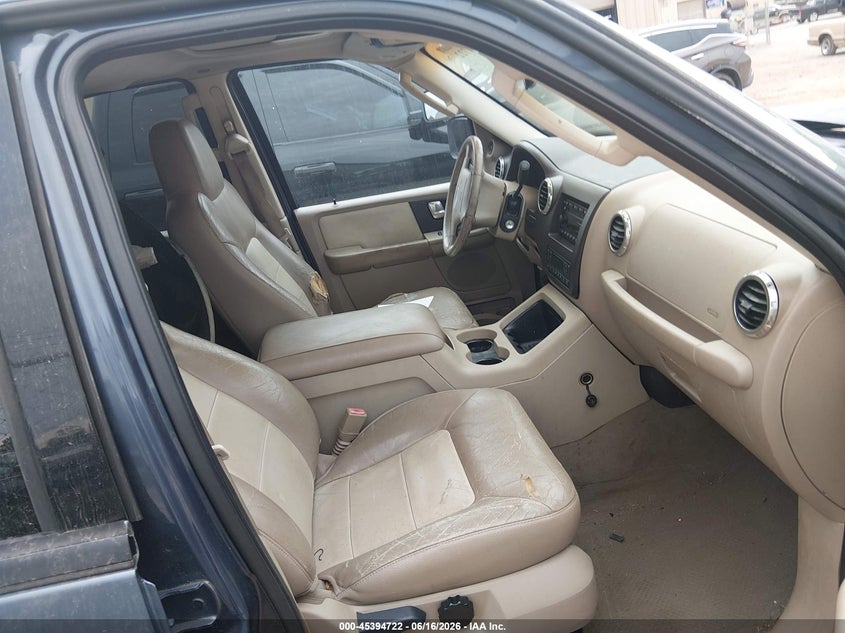 2003 FORD EXPEDITION auction photo 5