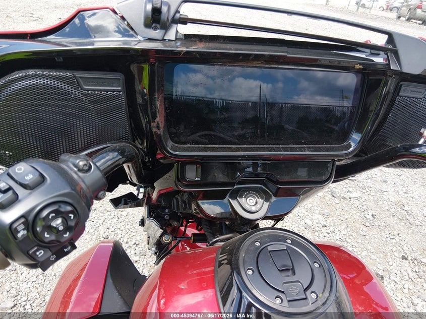 VIN 1HD1MGN17TB852257 2026 HARLEY-DAVIDSON FLHLT