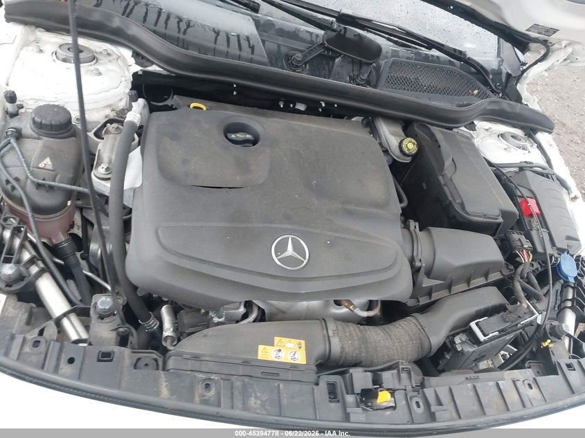 2019 MERCEDES-BENZ GLA 250 4MATIC — Photo 10