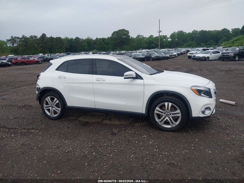 2019 MERCEDES-BENZ GLA 250 4MATIC — Photo 13
