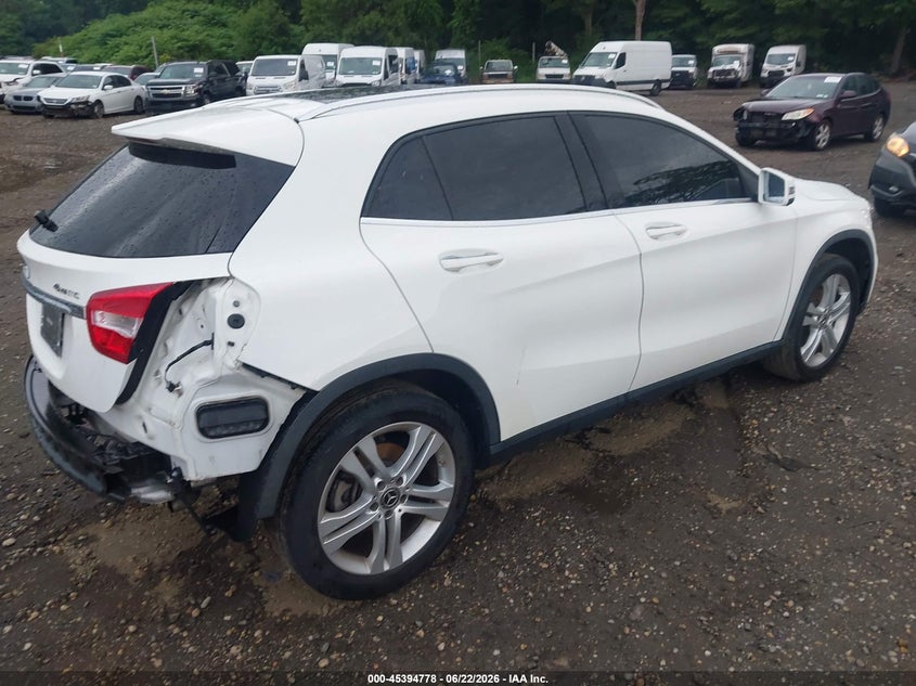 2019 MERCEDES-BENZ GLA 250 4MATIC — Photo 4