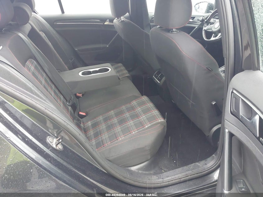 AtlanticExpress - Volkswagen Golf