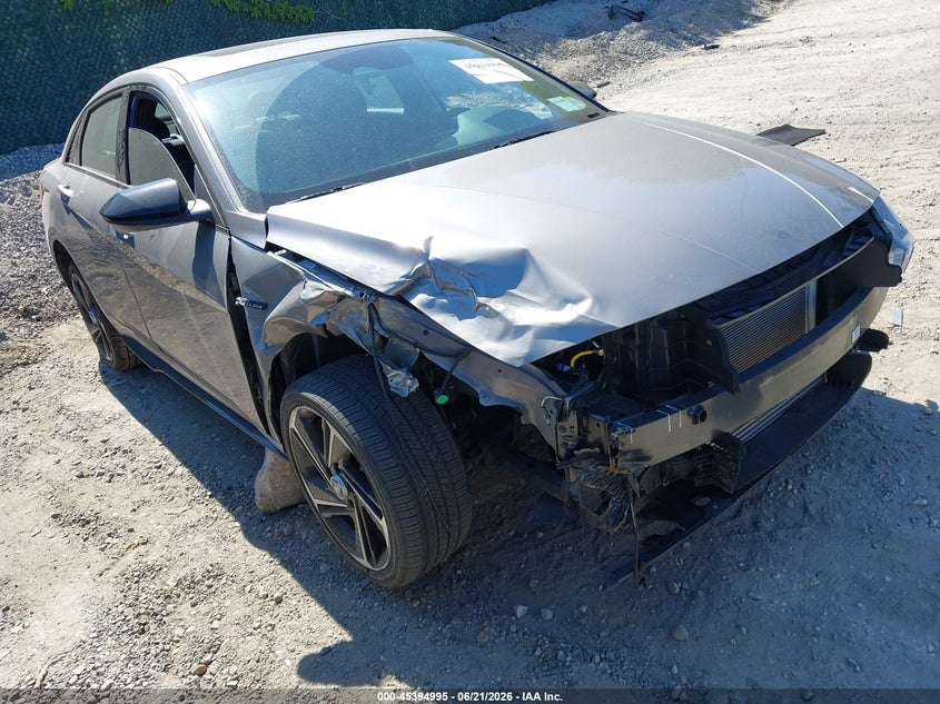 2023 HYUNDAI ELANTRA auction photo 1