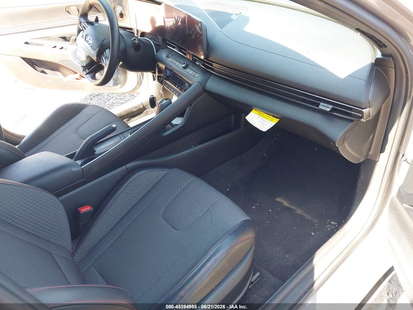 2023 HYUNDAI ELANTRA auction photo 5