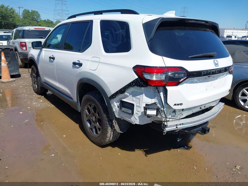 2025 HONDA PILOT auction photo 3