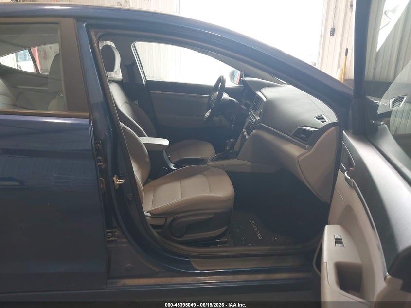 2020 HYUNDAI ELANTRA auction photo 5