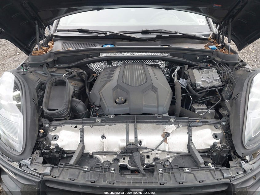 2022 Porsche Macan VIN: WP1AA2A59NLB08676 Lot: 45395103