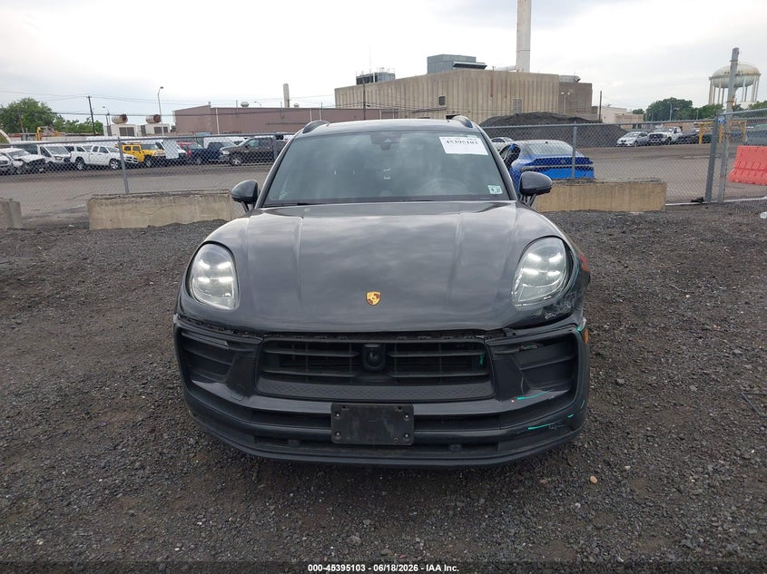 2022 Porsche Macan VIN: WP1AA2A59NLB08676 Lot: 45395103