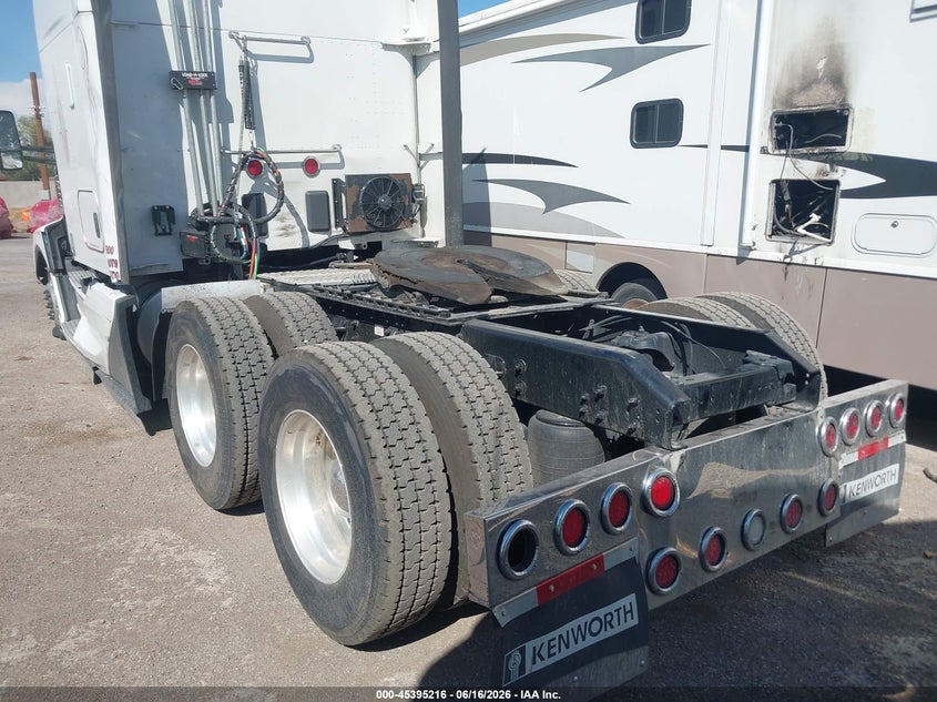 2024 KENWORTH T680 auction photo 3