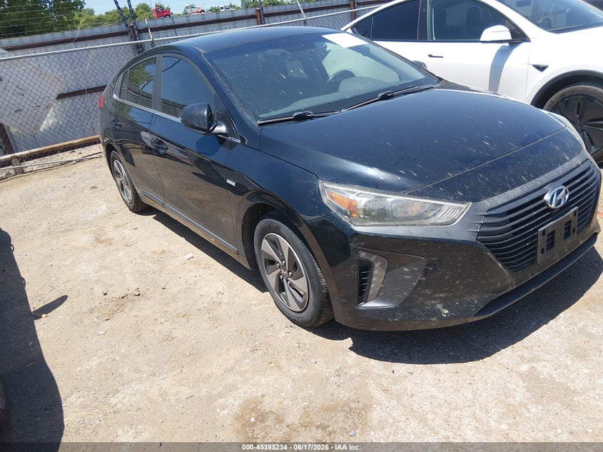 2017 HYUNDAI IONIQ HYBRID auction photo 1