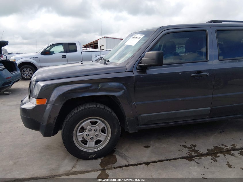 2016 JEEP PATRIOT auction photo 6