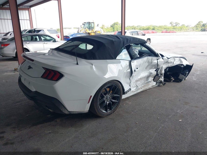 2026 FORD MUSTANG auction photo 4
