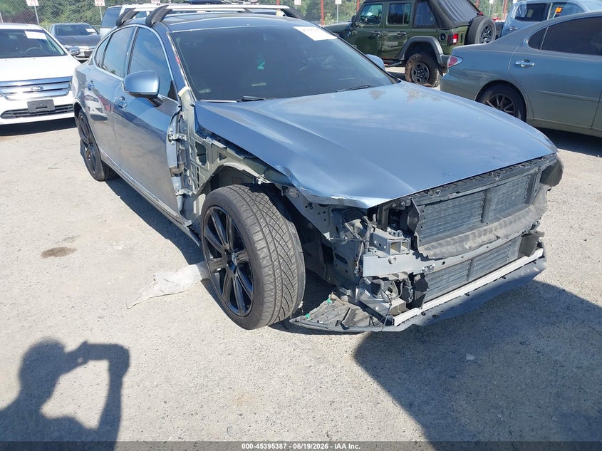 2017 Volvo S90 T6 Inscription VIN: YV1A22ML6H1001510 Lot: 45395387