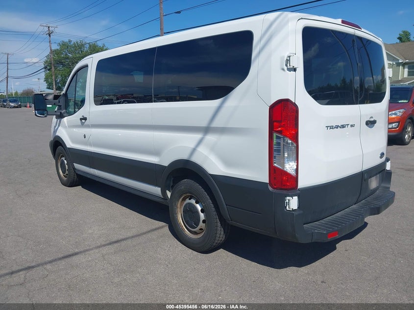 AtlanticExpress - Ford Transit-150