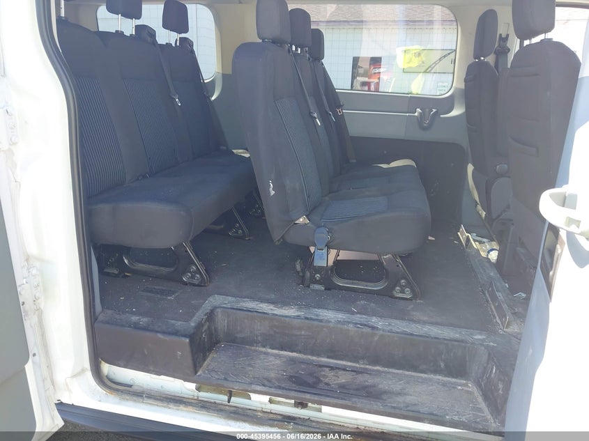 AtlanticExpress - Ford Transit-150