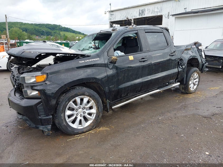 2020 Chevrolet Silverado 1500 4wd  Short Bed Custom 1GCPYBEH1LZ246007 photo 1