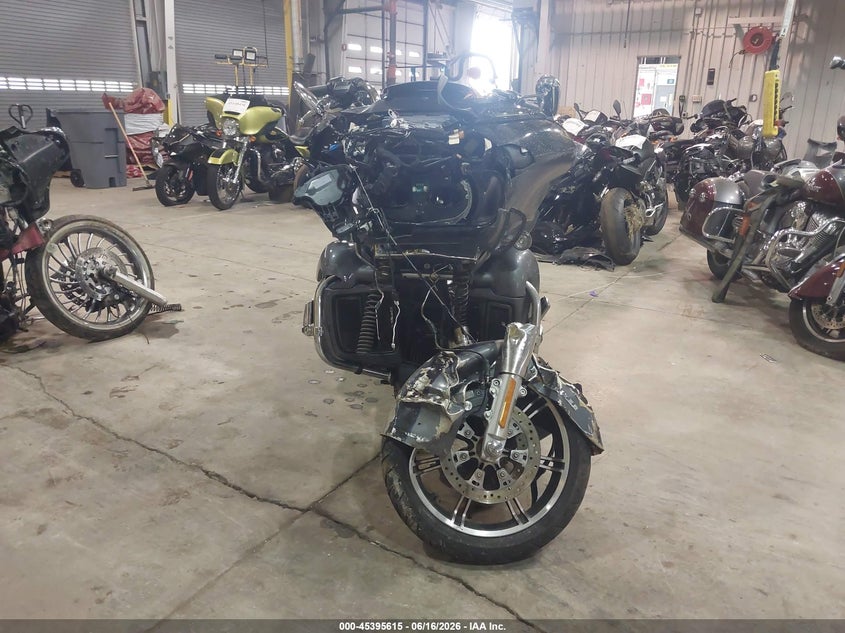 2022 HARLEY-DAVIDSON FLTRK auction photo 5