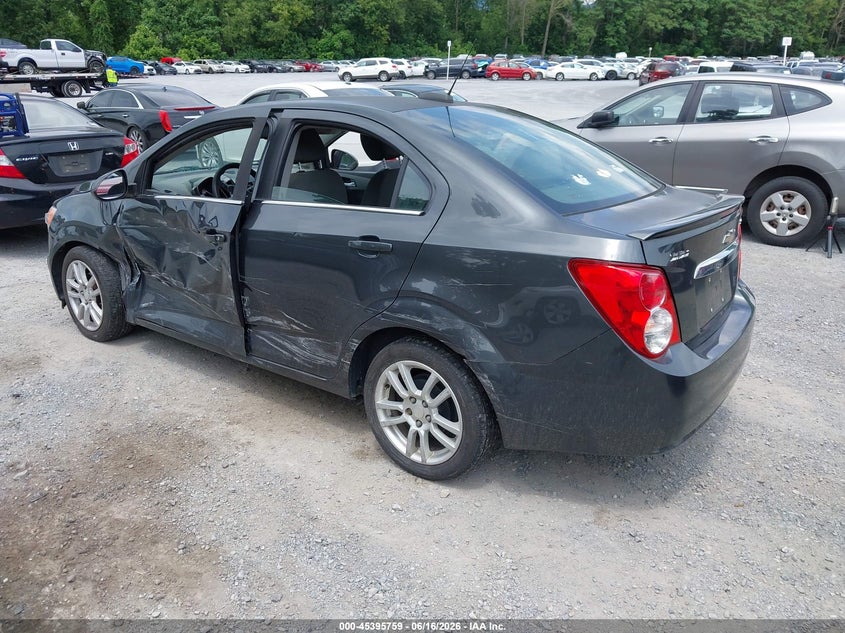 2016 CHEVROLET SONIC auction photo 3