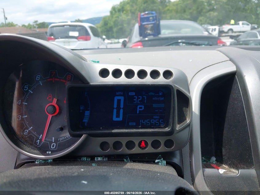 2016 CHEVROLET SONIC auction photo 6