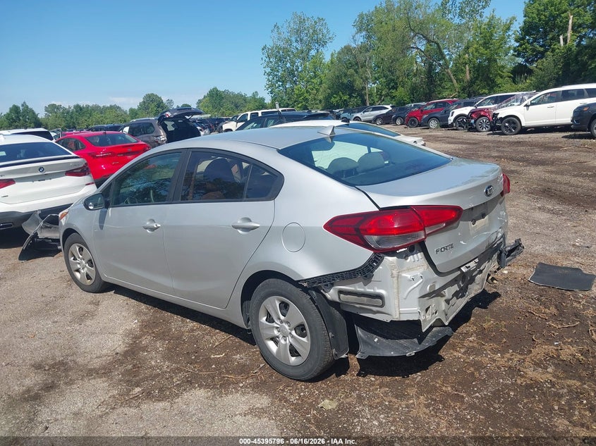 Vin: 3kpfk4a74he075939, lot: 45893799, kia forte lx 20173