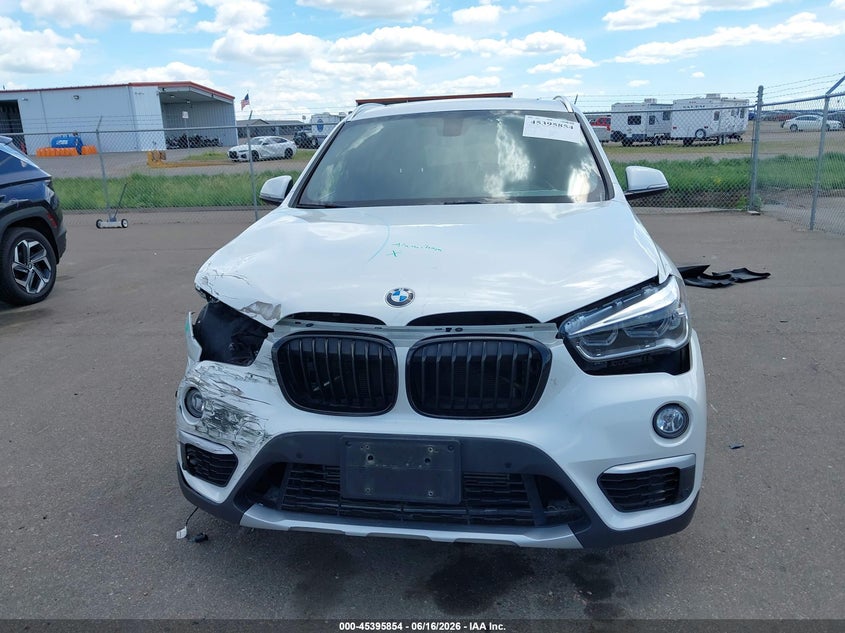 BMW X1 - zdjęcie 13