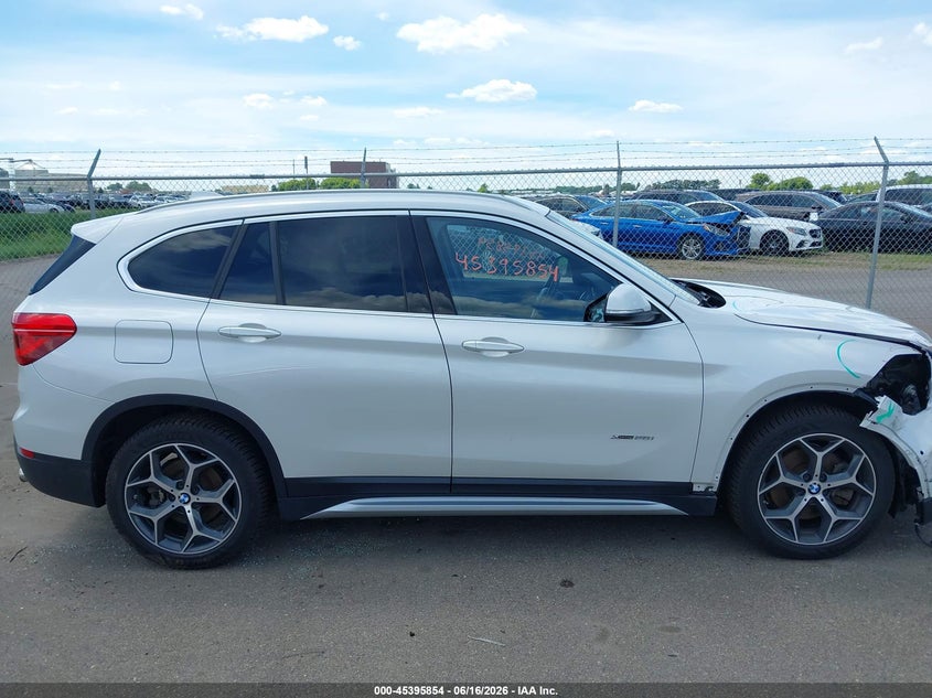 BMW X1 - zdjęcie 14