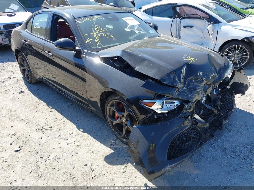 2020 ALFA ROMEO GIULIA auction photo 1
