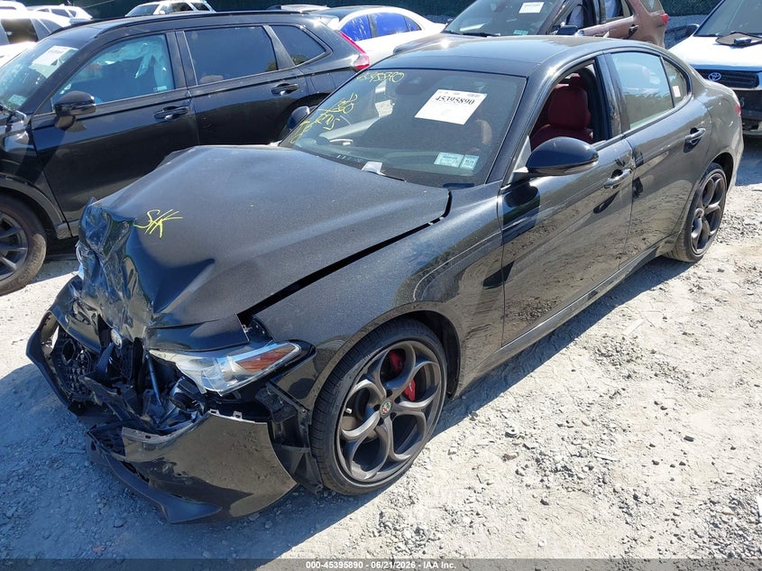 2020 ALFA ROMEO GIULIA auction photo 2