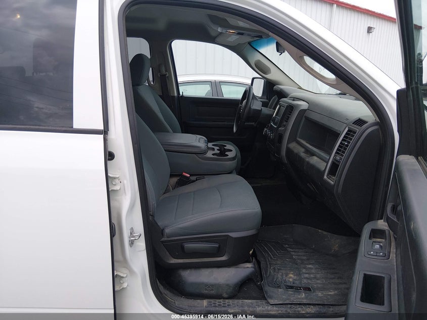 2017 RAM 1500 auction photo 5