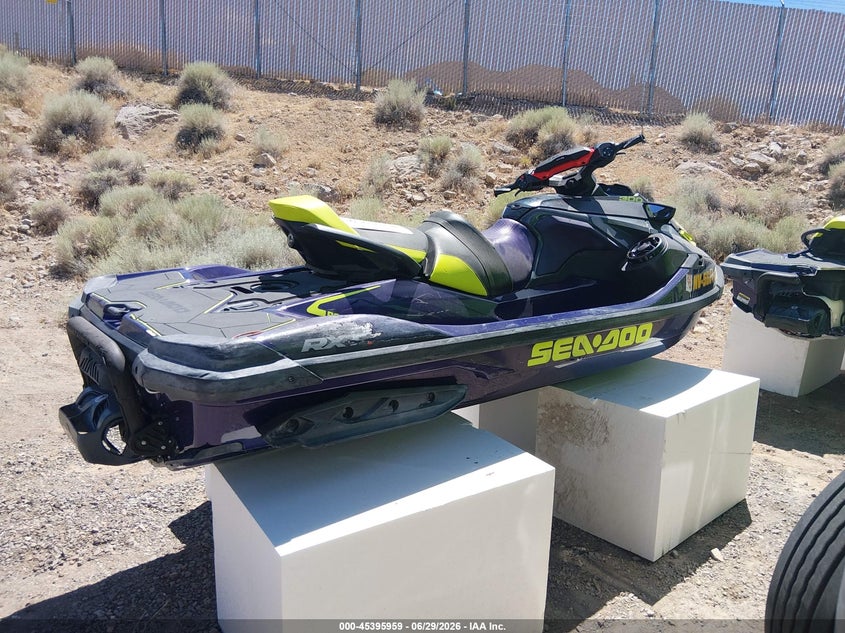 2021 SEADOO RXT auction photo 4