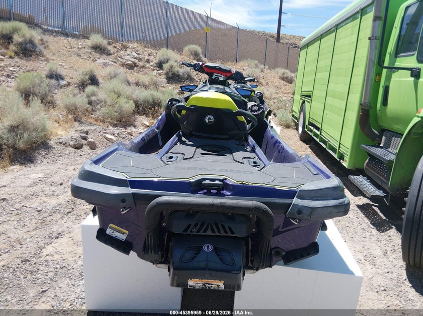 2021 SEADOO RXT auction photo 8