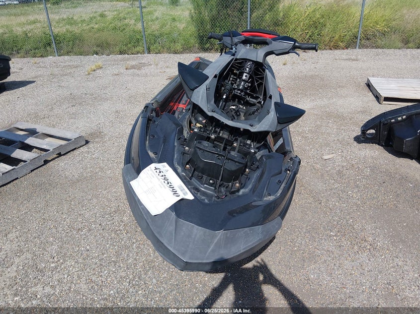 2020 SEADOO RXT auction photo 6