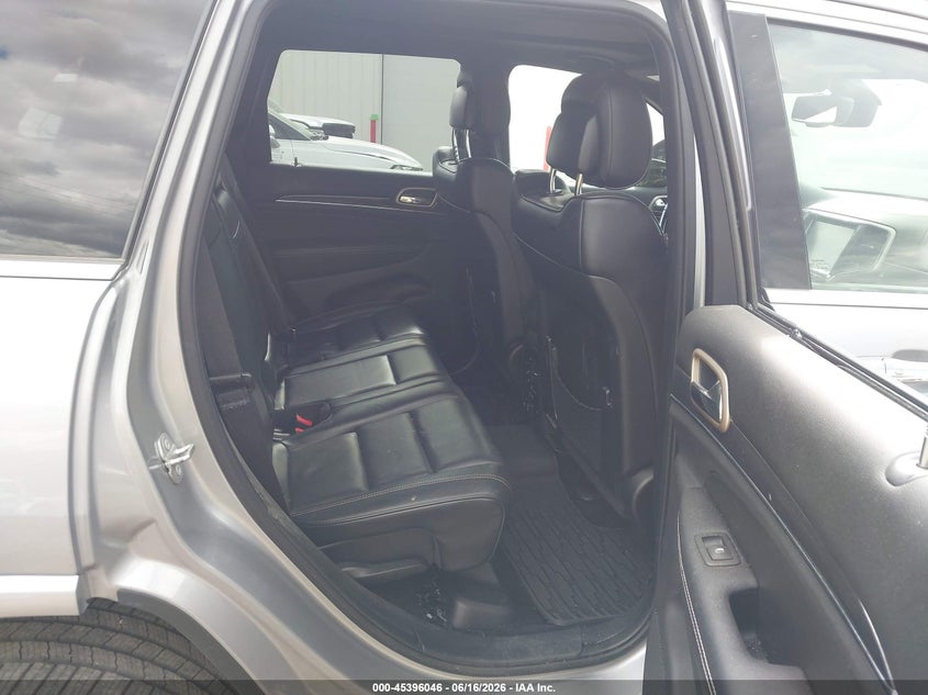 2015 Jeep Grand Cherokee Overland VIN: 1C4RJFCG2FC136685 Lot: 45396046